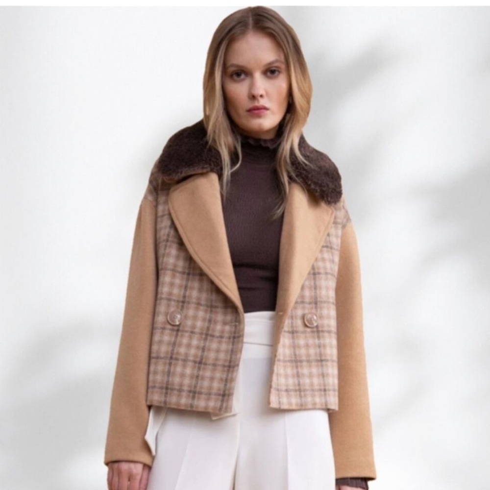 Plaid Tan Jacket with Brown Collar Rachel Parcell